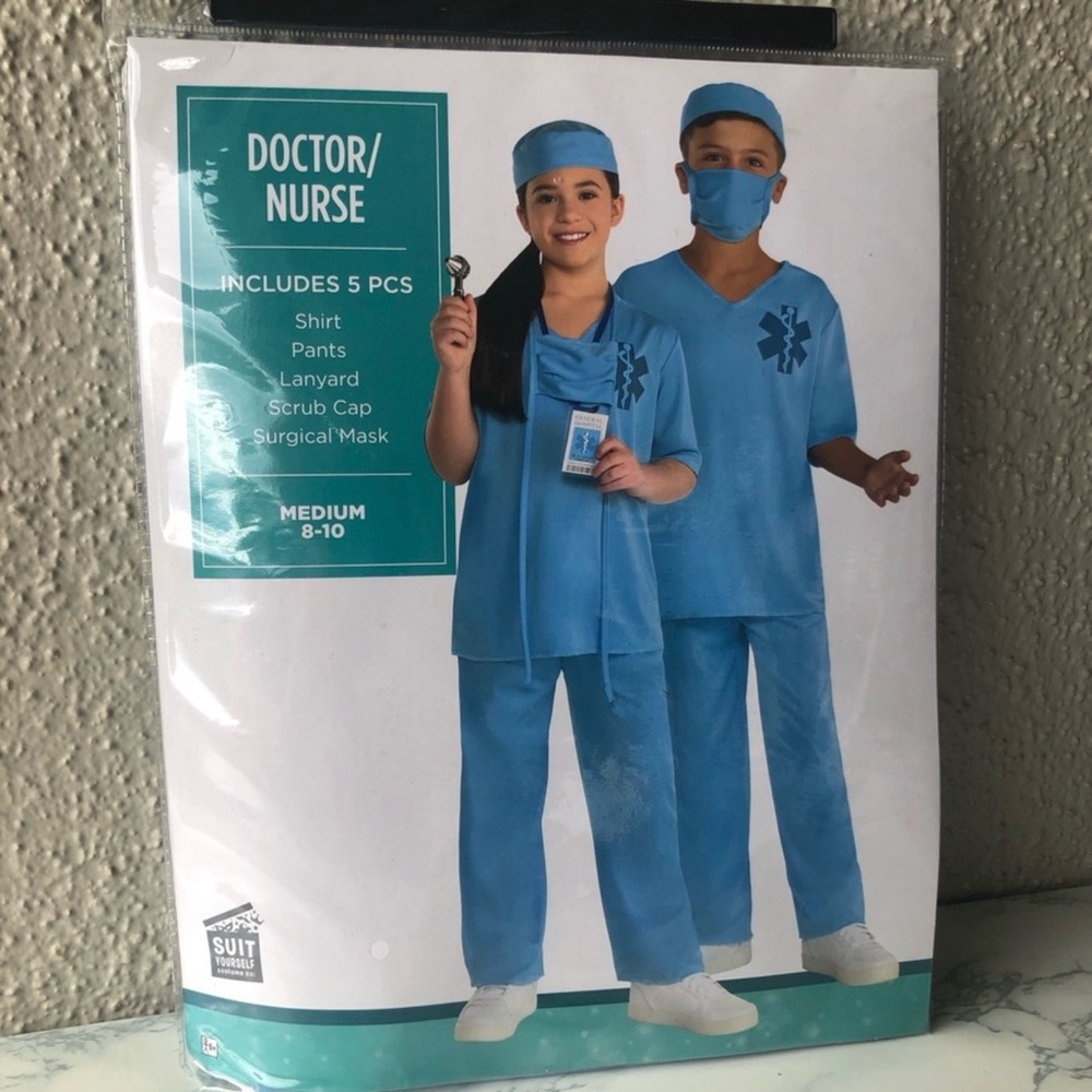 Doctor Nurse Scrubs Unisex Costume Surgical Mask Cap and ID Lanyard kids medium